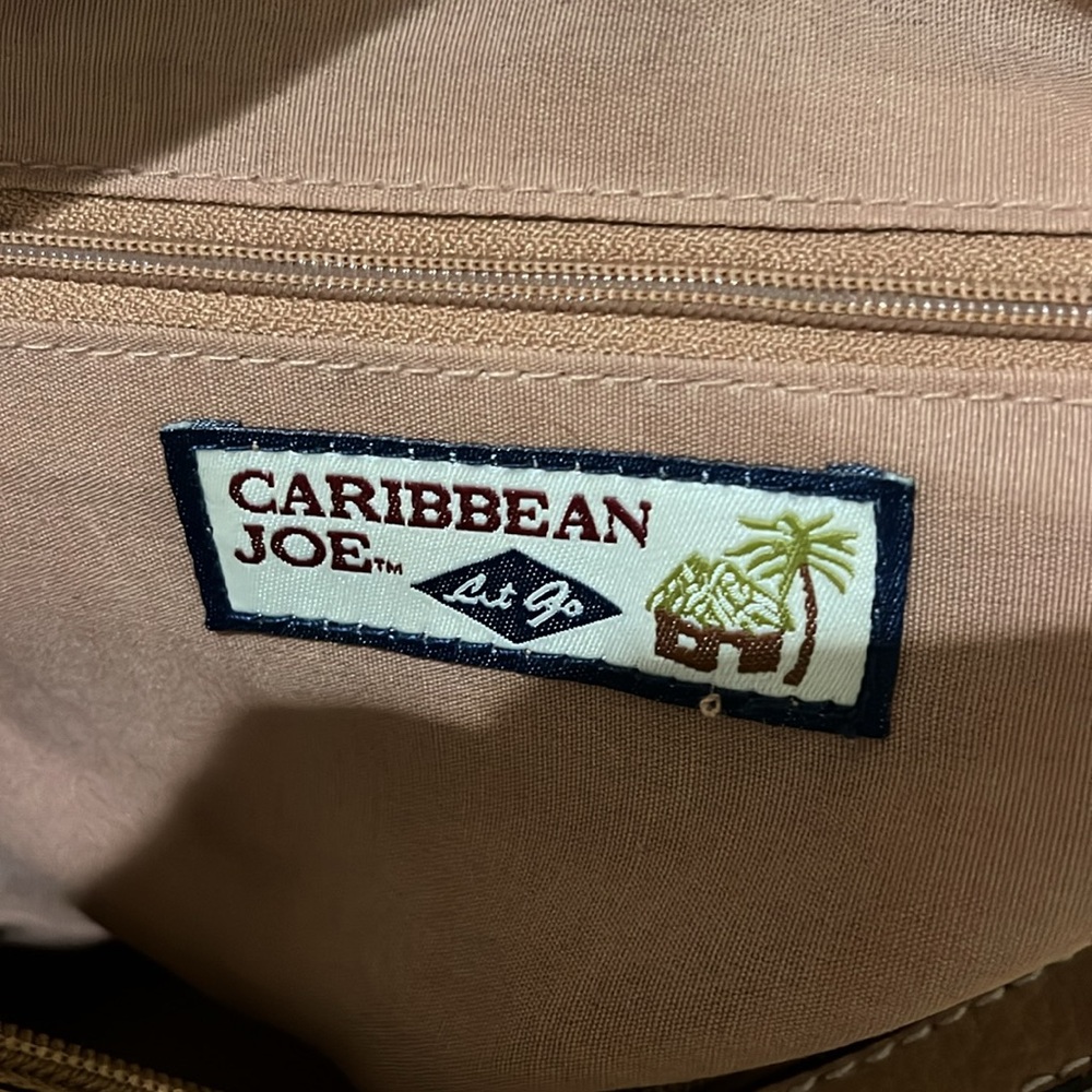 Elegant beige cloth and tan Caribbean Joe 3 zipper section hand bsg